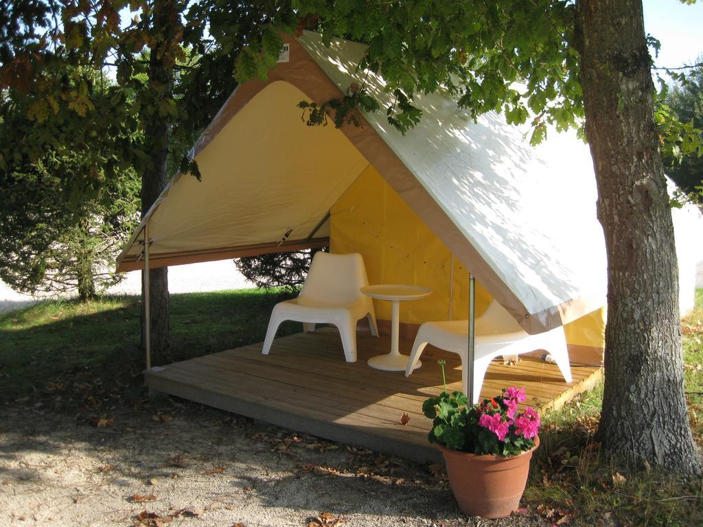 Camping Porte Des Vosges Bulgneville Phòng bức ảnh