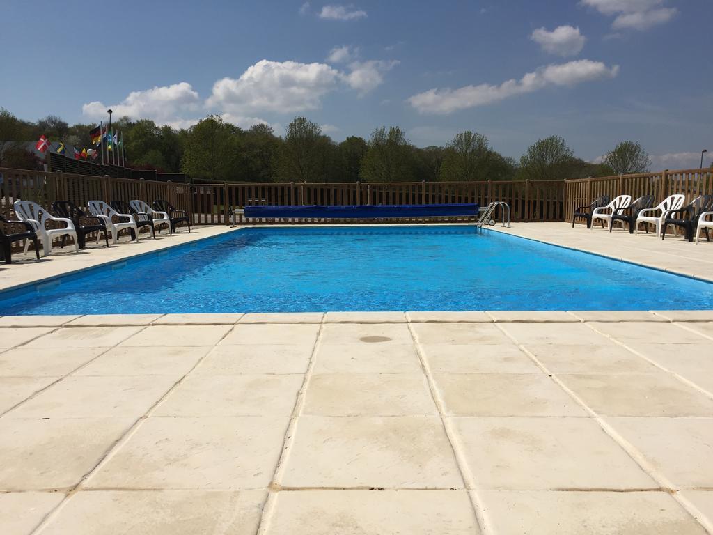 Camping Porte Des Vosges Bulgneville Ngoại thất bức ảnh