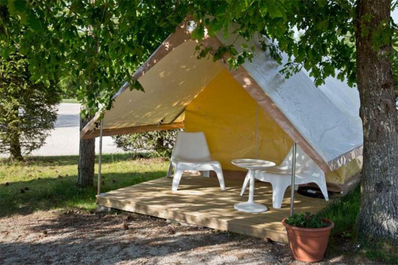 Camping Porte Des Vosges Bulgneville Ngoại thất bức ảnh
